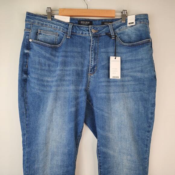 NWT Judy Blue Skinny Fit Jeans 20W Med Blue Mid Rise Stretch Denim Pants - Picture 2 of 10